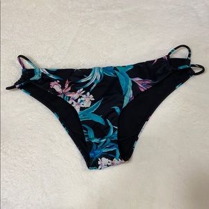 Roxy bikini bottoms